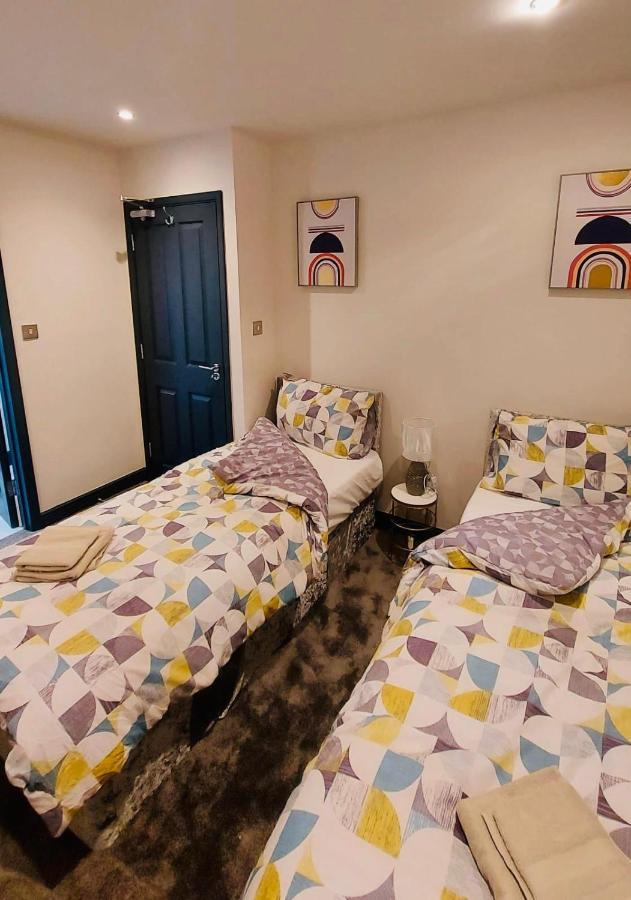 Green Lantern, Private En-Suite Double Bedroom Aveley ภายนอก รูปภาพ