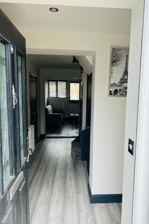 Green Lantern, Private En-Suite Double Bedroom Aveley ภายนอก รูปภาพ